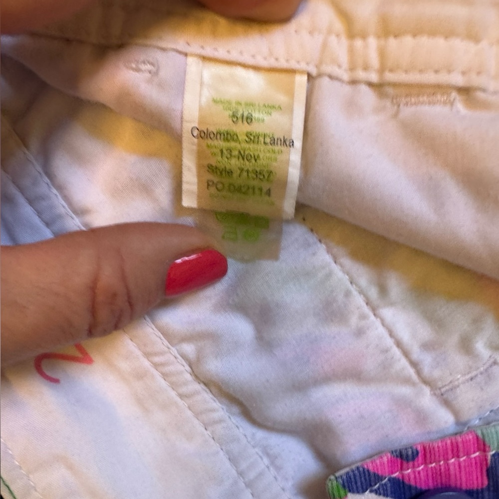 Lilly Pulitzer Shorts - Picture 5 of 9